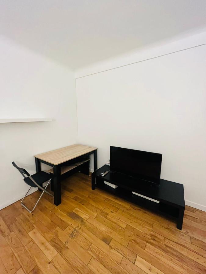 Ferienwohnung Stationnement Gratuit, 3Mn Du Metro, Parfait Pour Teletravailler Maisons-Alfort Exterior foto
